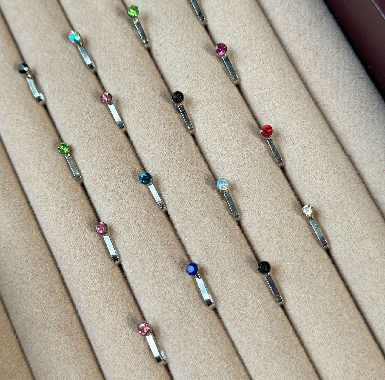 Single Stone Nosecuff