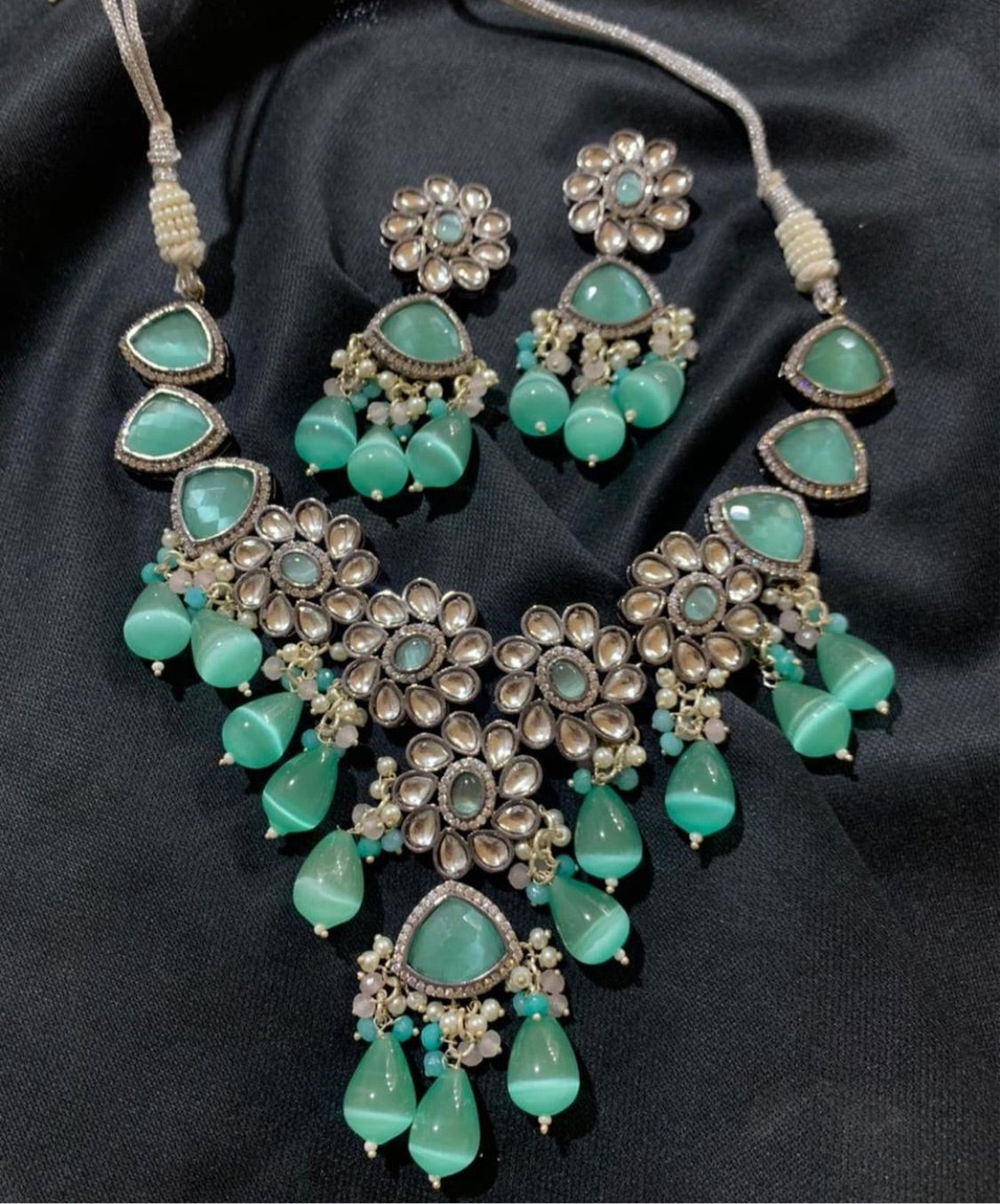 Royal necklace set