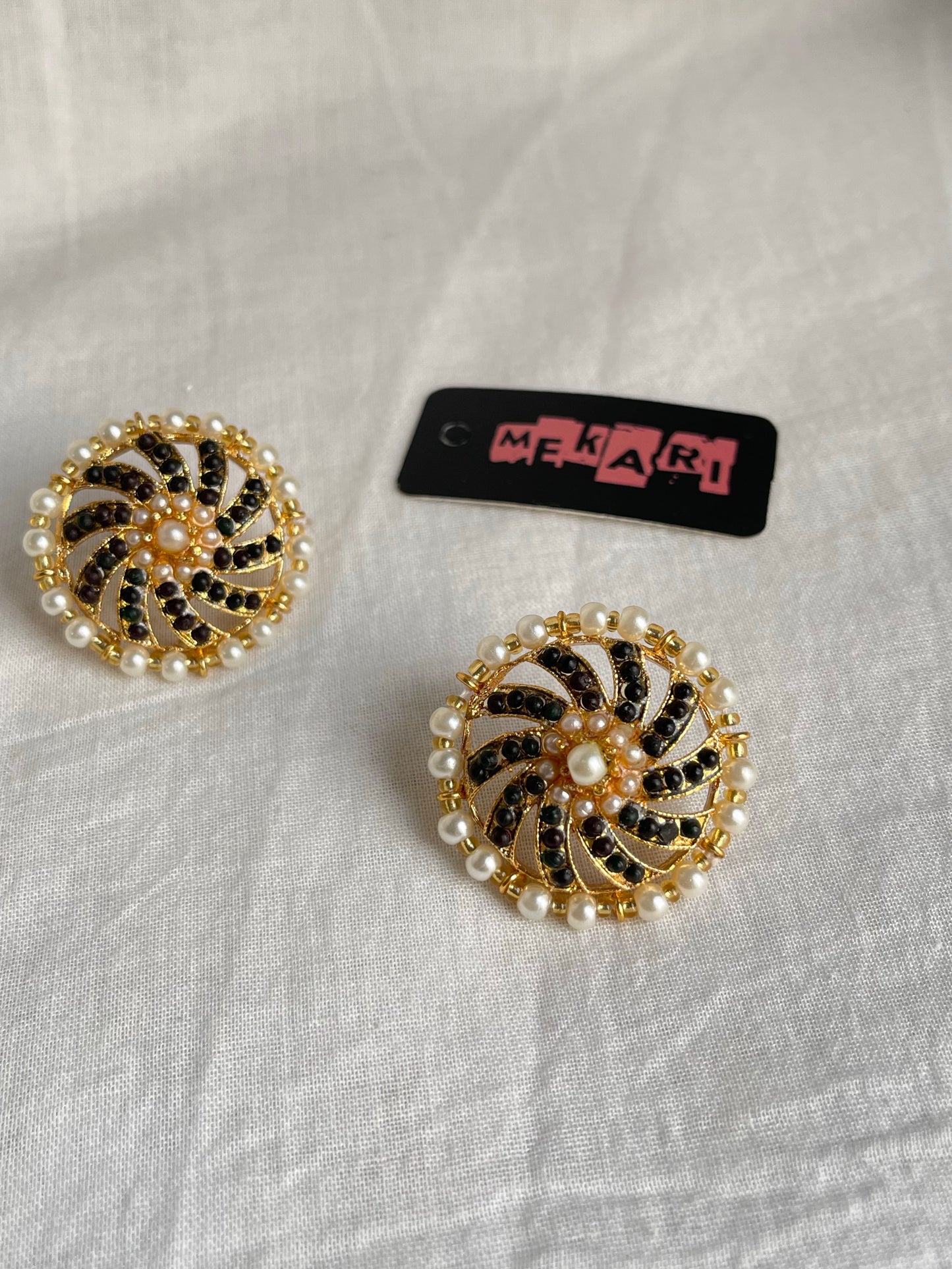 Nauratan Studs