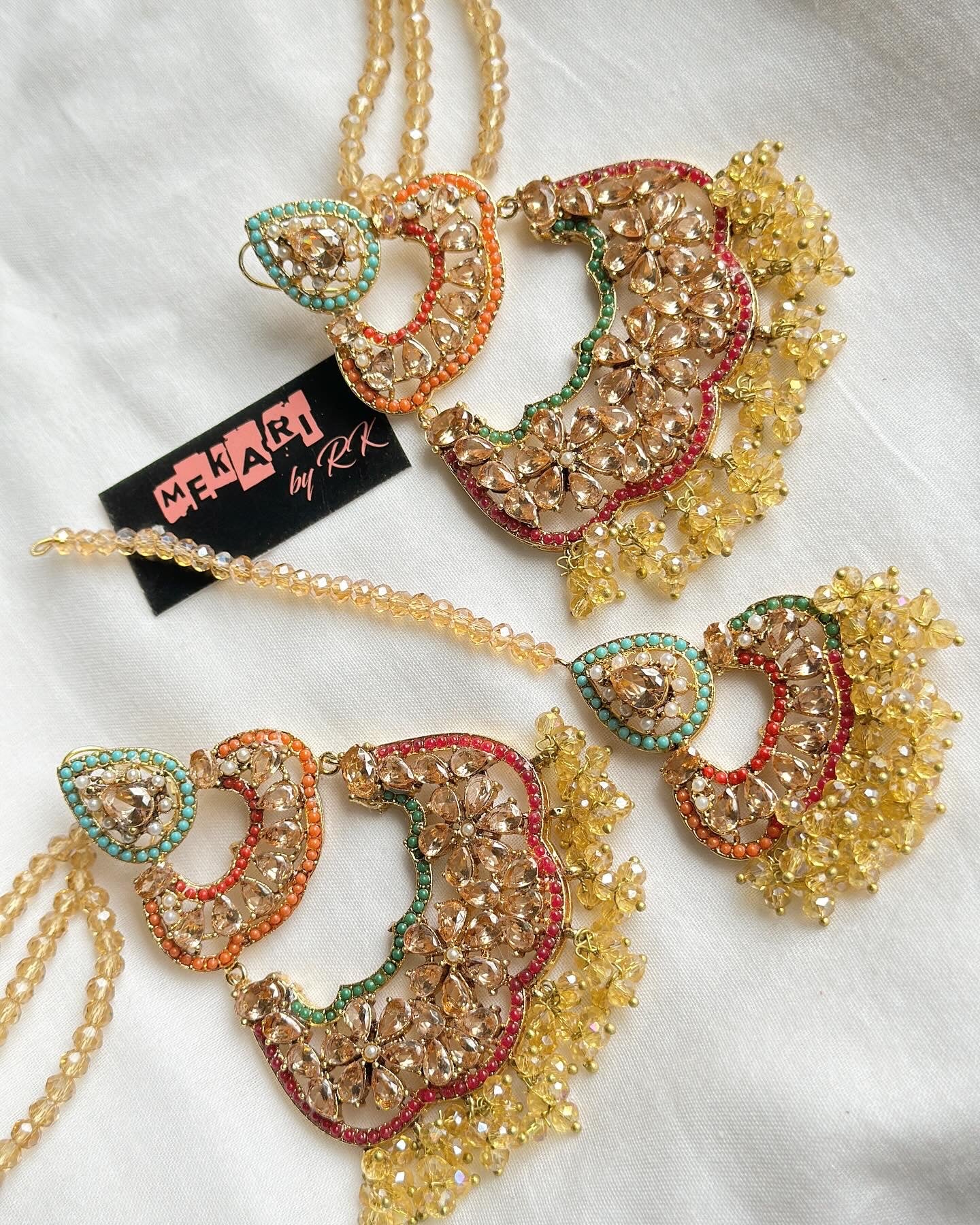 Rangrez Teeka Set in Champagne