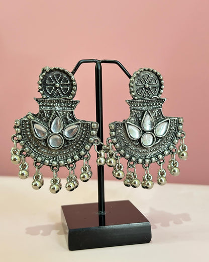 Yulza Earrings