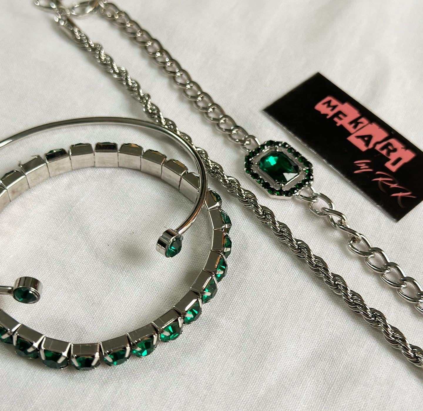 Silver Emerald Bangles Set
