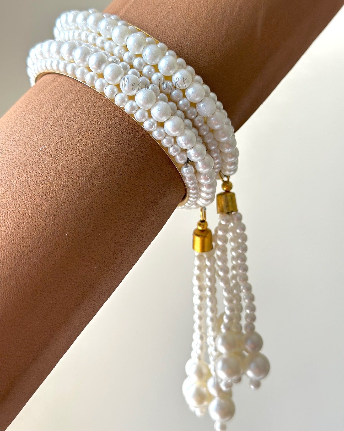 Pearl Hanging Kangan