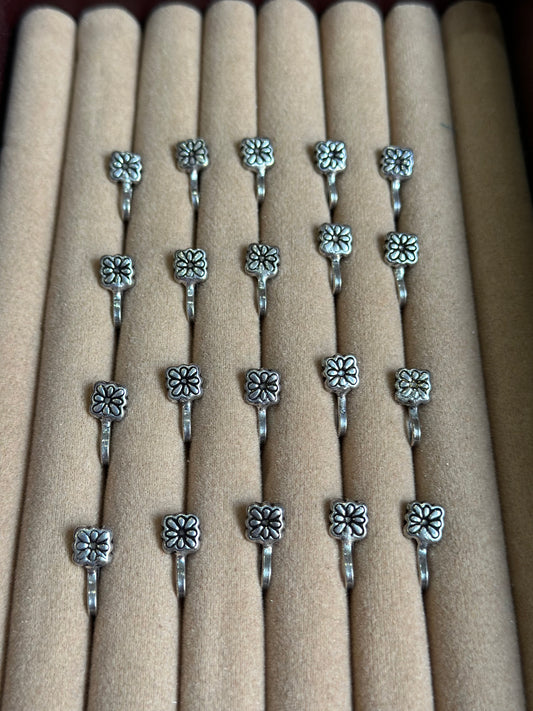 Square Nosecuff Pair