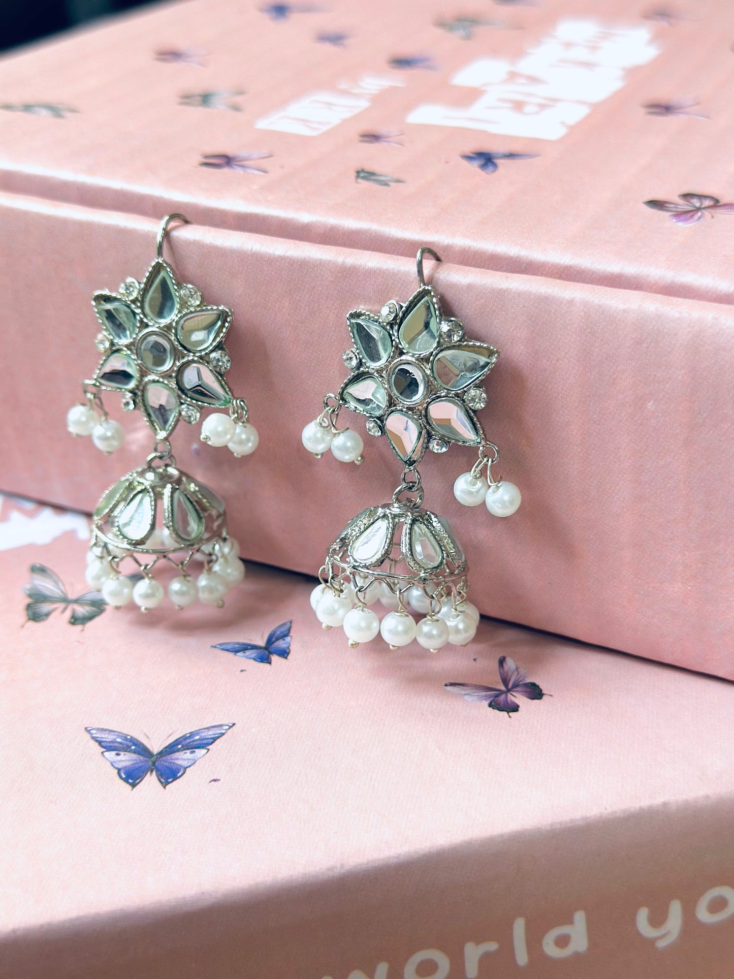Flower Kundan Jhumki