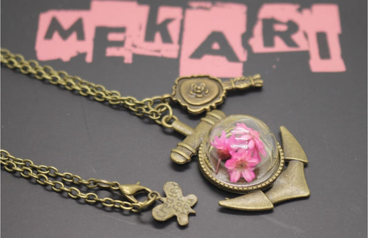 Vintage Flower Necklace