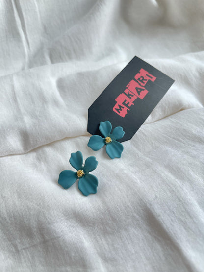 4 PETAL FLOWER STUD