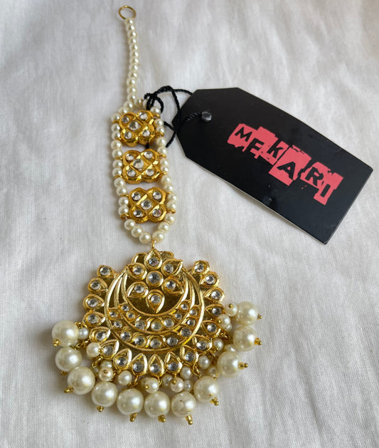 TRENDSETTER TEEKA (PEARLS)