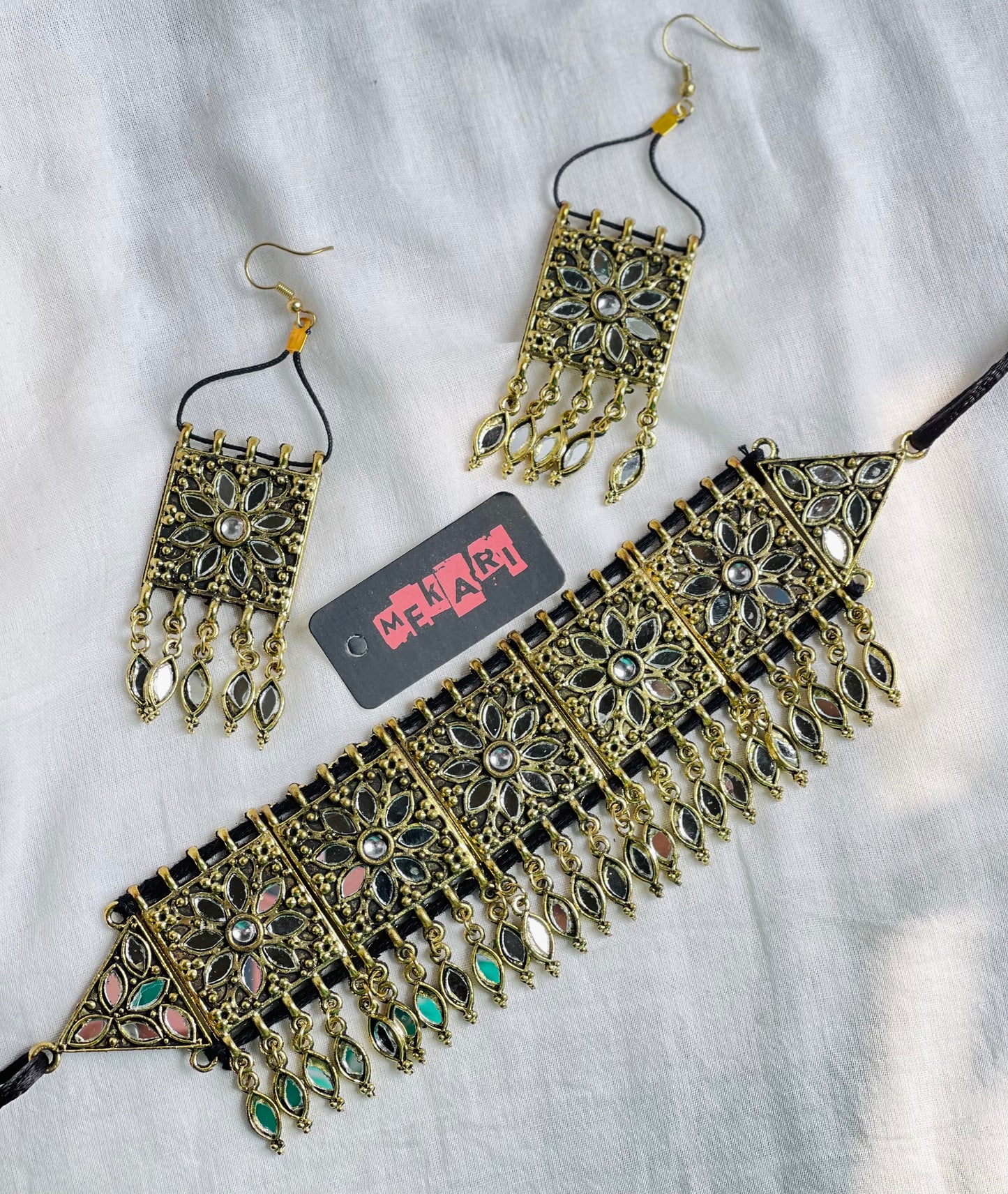 MIRROR PHOOL CHOKER SET