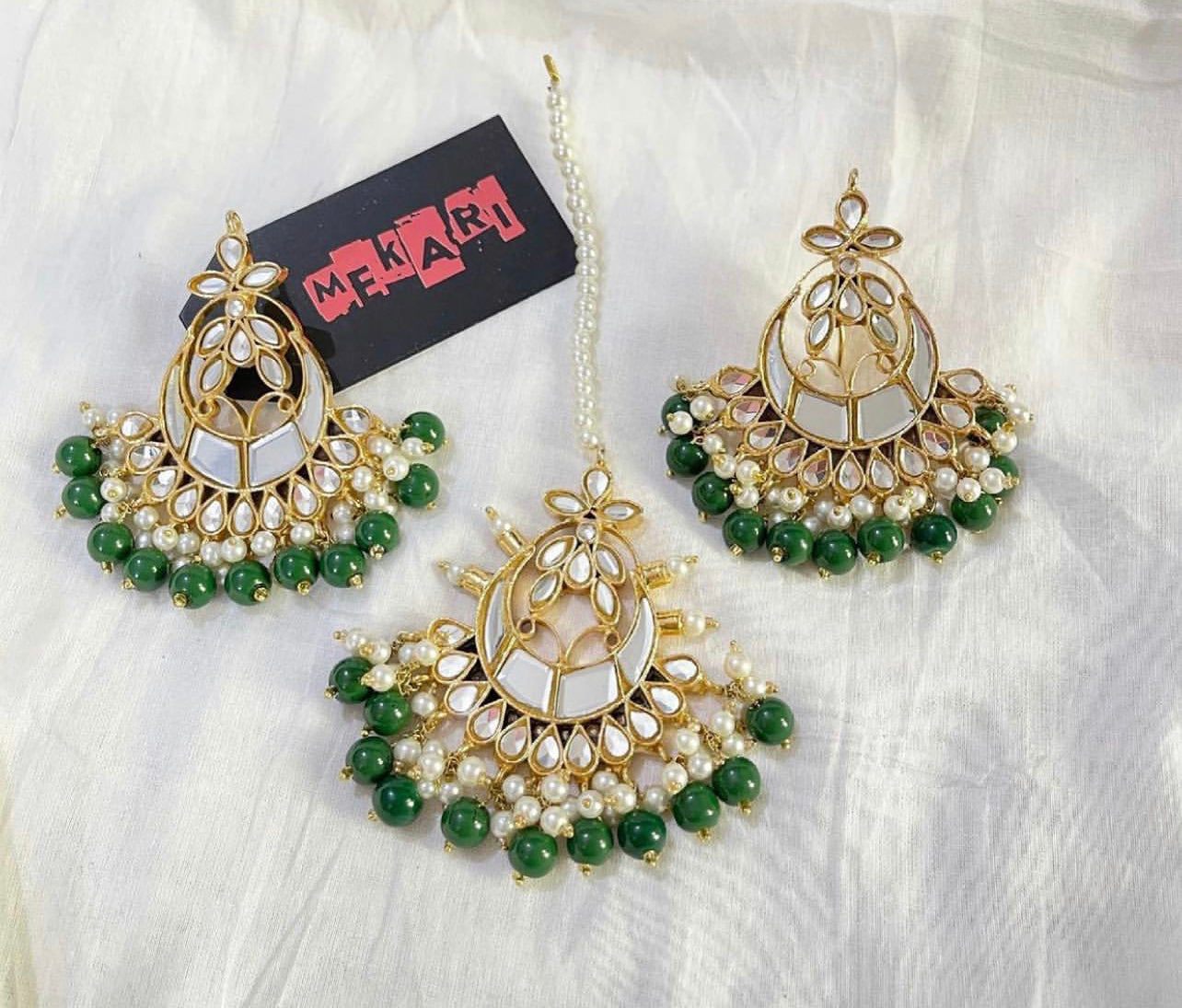 ARYA TEEKA SET