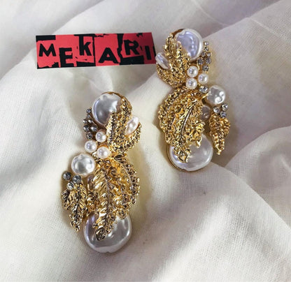 PEARL STATEMENT EARRINGS