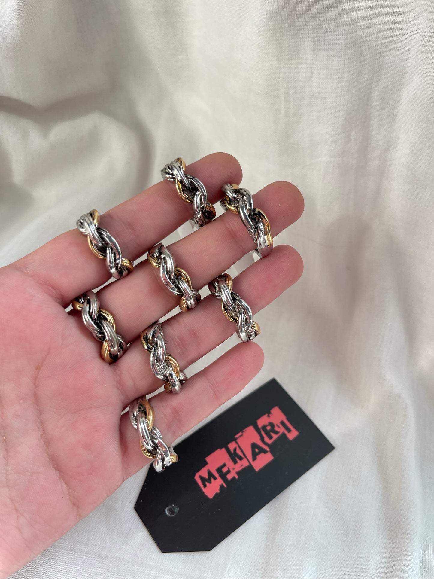 LINKED RING