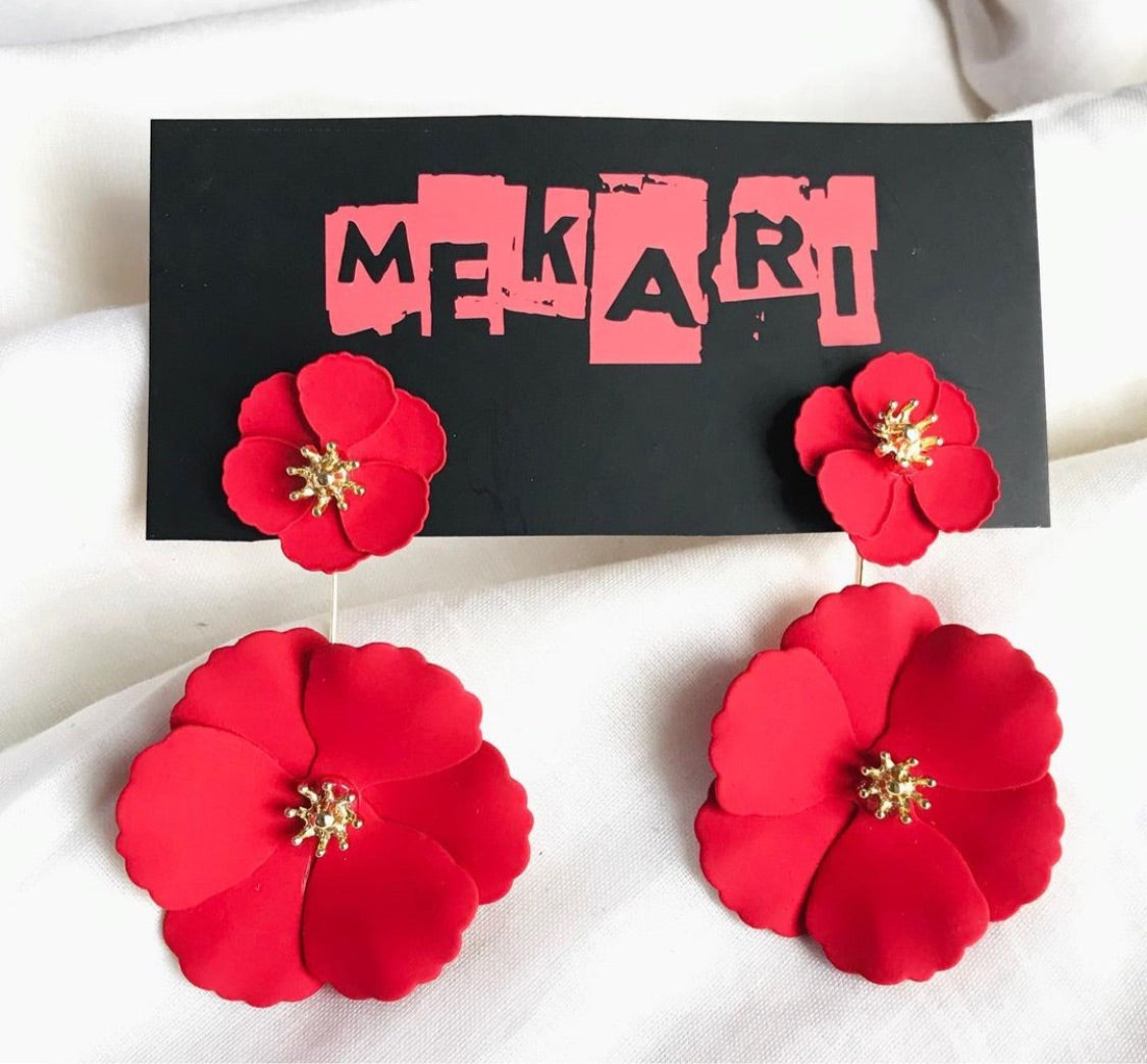 DETACHABLE FLOWER EARRINGS