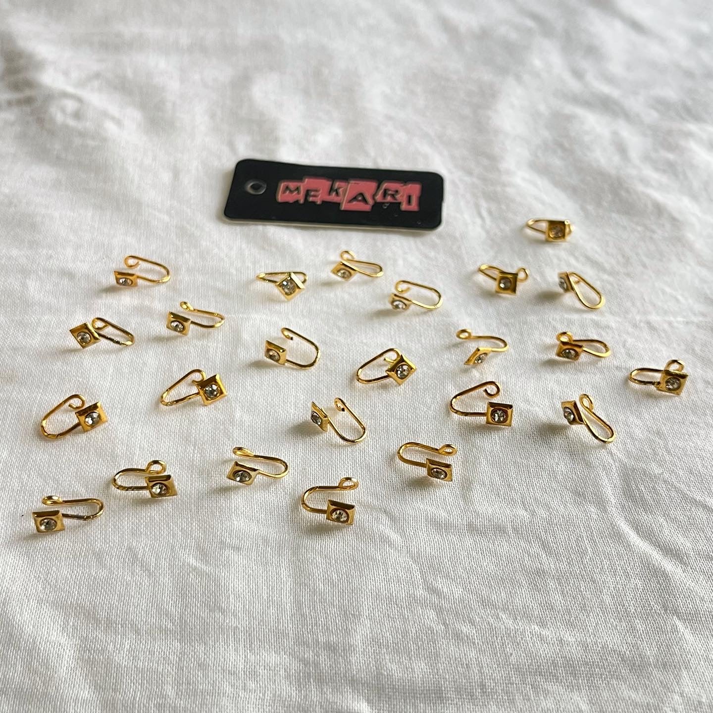 Square Zircon Nosecuff