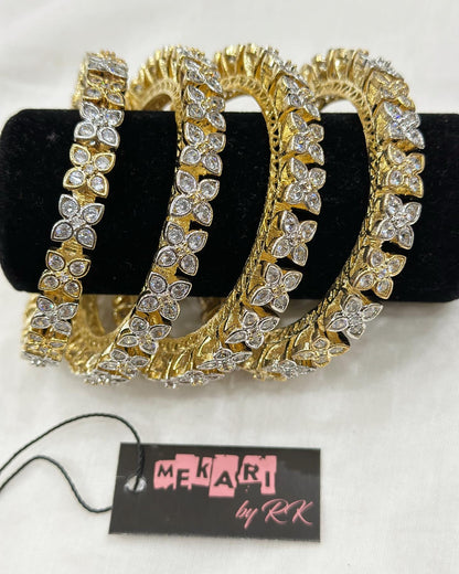 Nazia Bangles