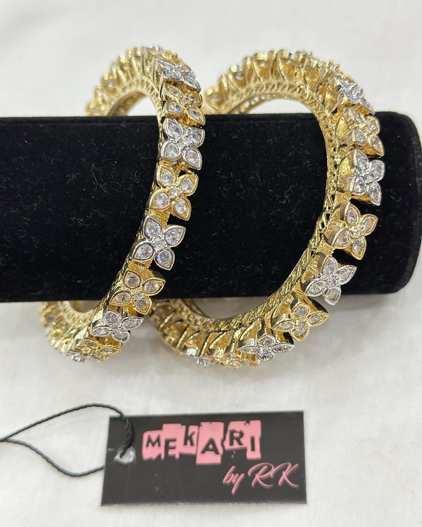 Nazia Bangles