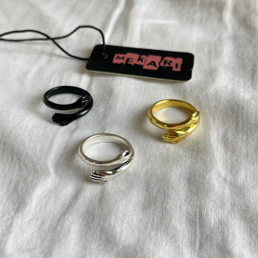 Hug Me Ring