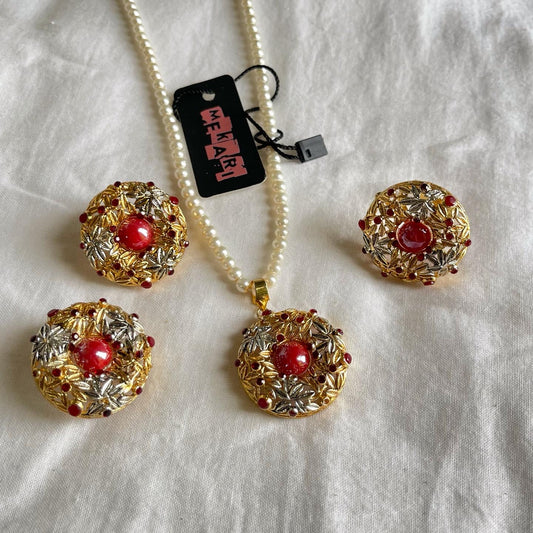 Anum Mala Set in Red