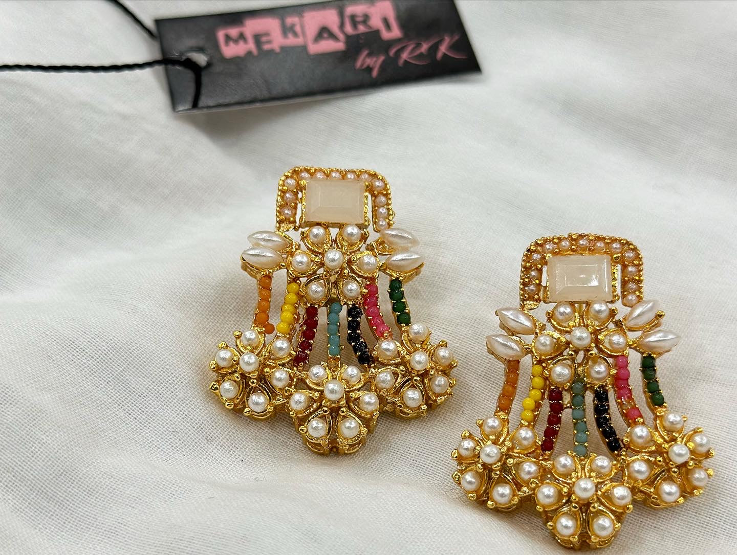 Pankhuri Studs