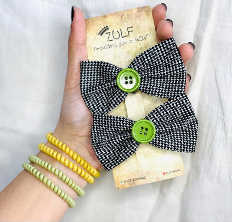 CHEQUERED BOW CLIPS
