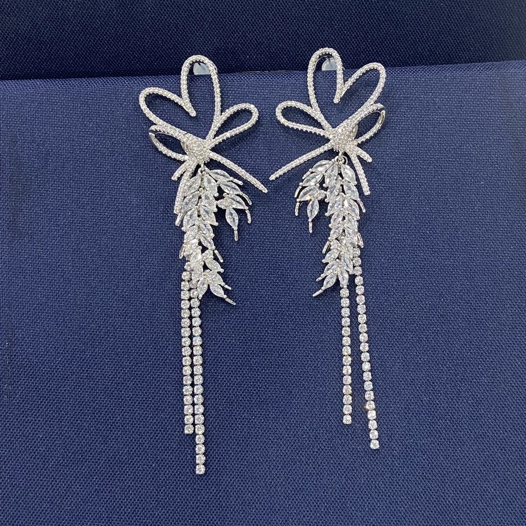 Elle Earrings
