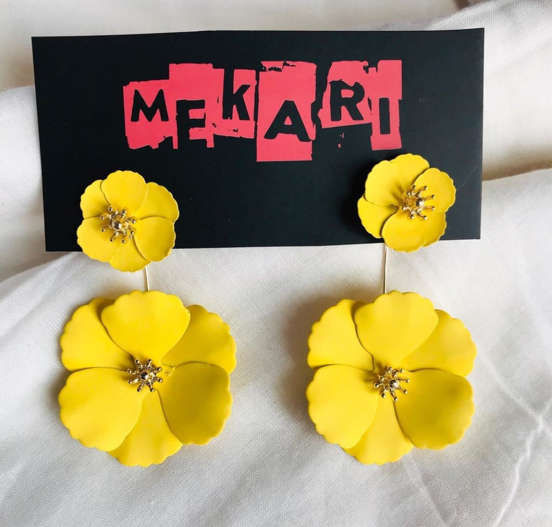 DETACHABLE FLOWER EARRINGS