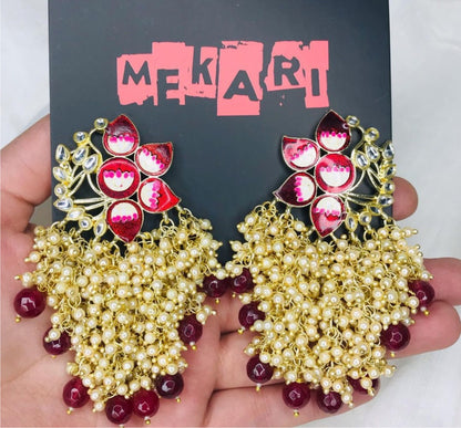 STATEMENT EARRINGS