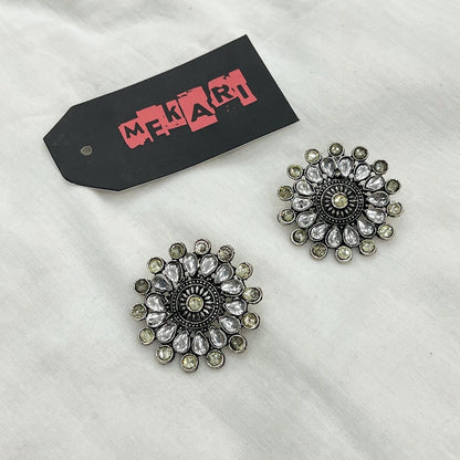 Oxidized Phool Studs