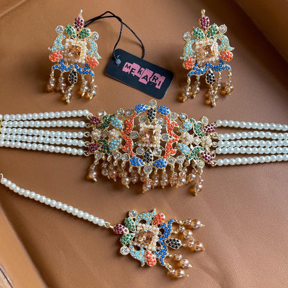Nehaj Choker Set