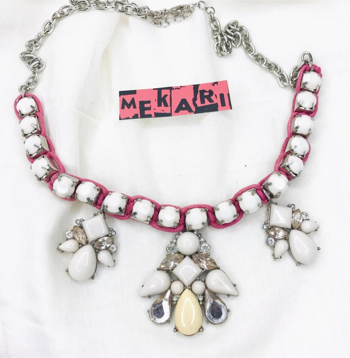 FLORAL CHARM NECKLACE