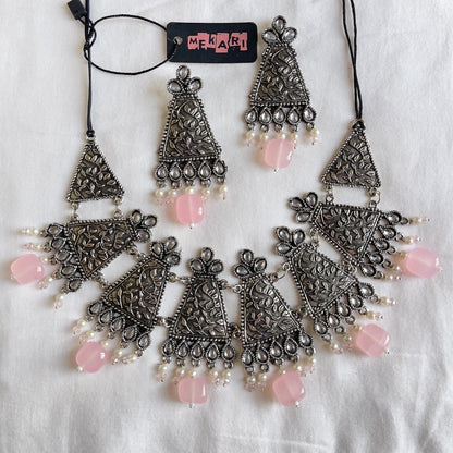 Taghreed Set in Pink