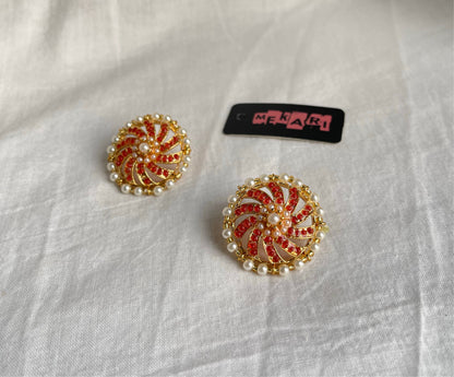 Nauratan Studs