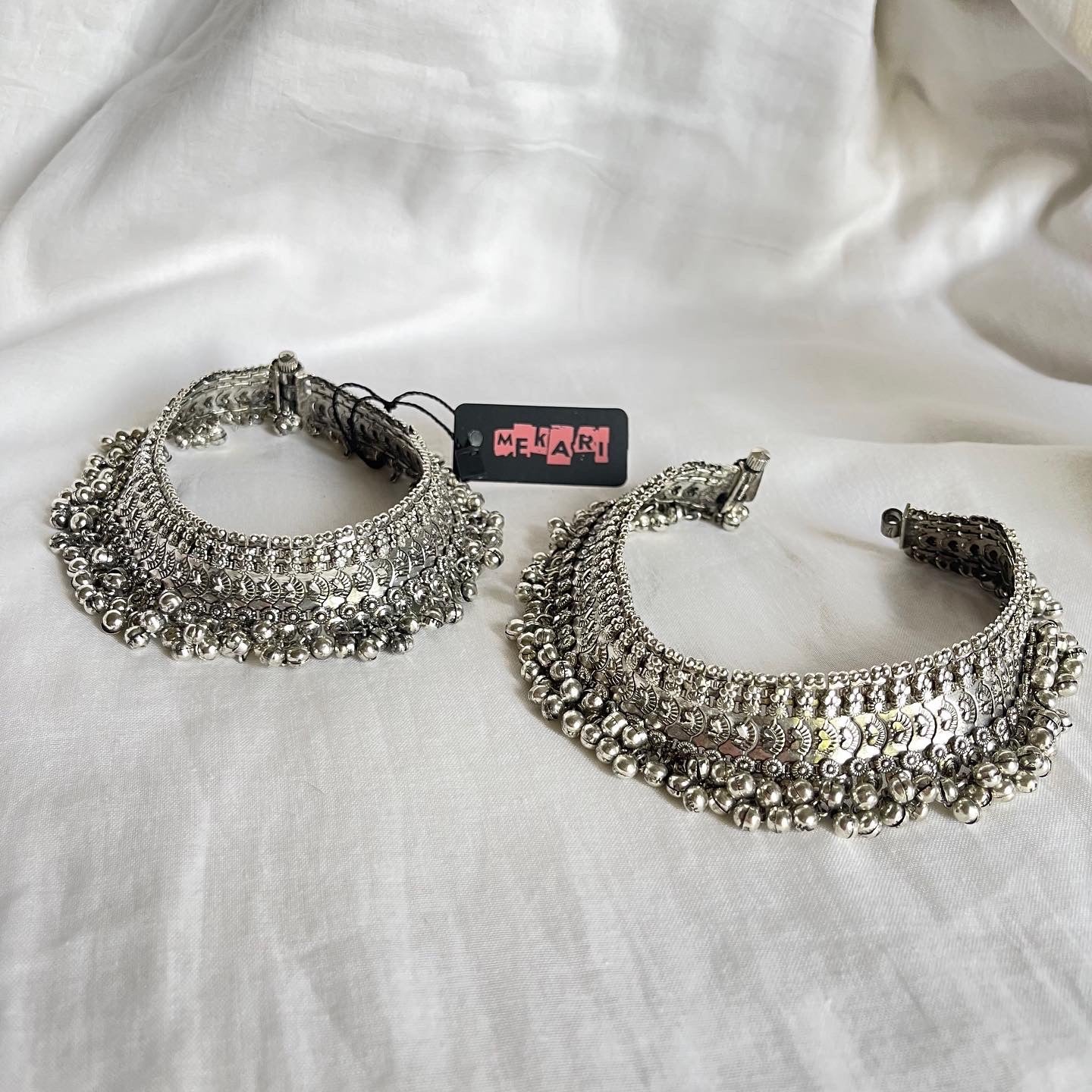 Broad Oxidized Ghungru Anklet