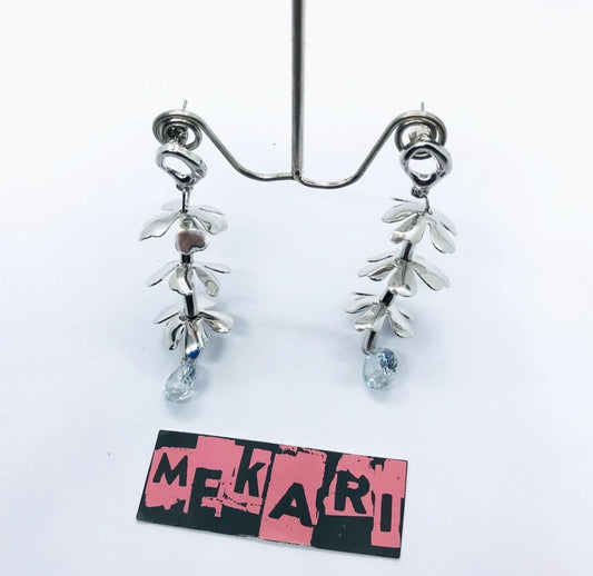 TRIPLE FLOWER EARRINGS